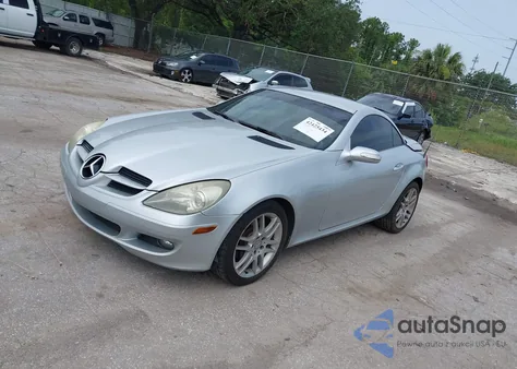 2007 Mercedes-Benz Slk 280 z USA, uszkodzony, nr VIN WDBWK54F67F160454